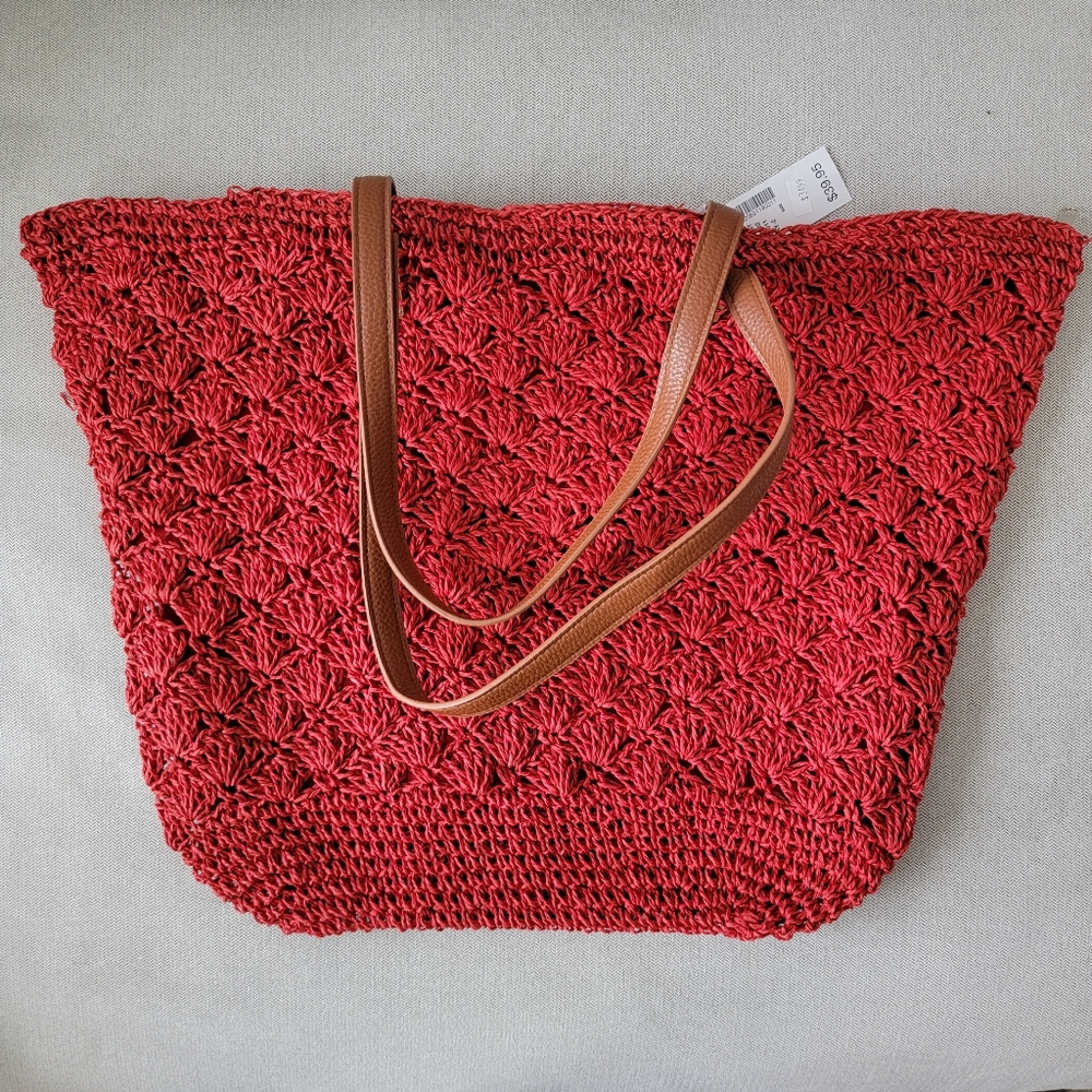 New Red Straw Shoulder Bag - Picture 3 of 8